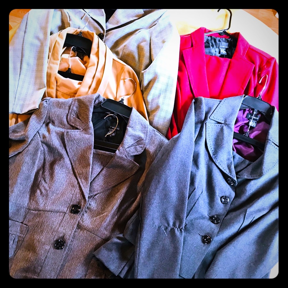 2 Piece Skirt Suits/18 a piece